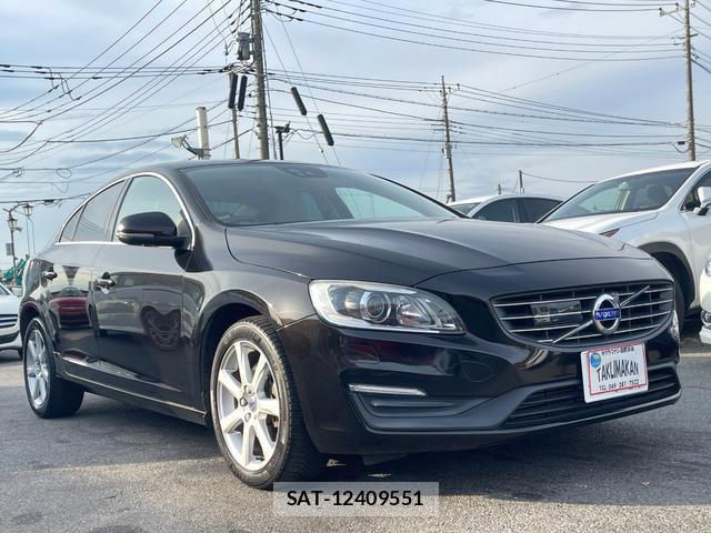 Volvo S60 2015-11 7808751-13