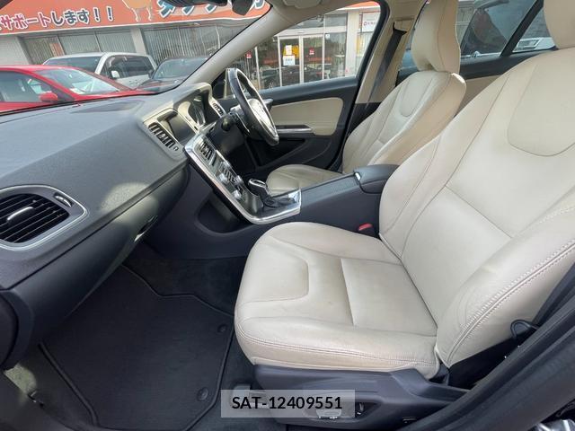 Volvo S60 2015-11 7808751-15