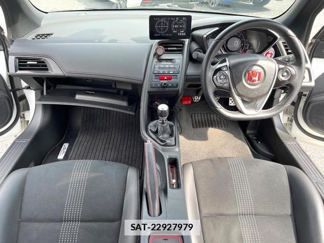 Honda S660 2018-04 7804608-1
