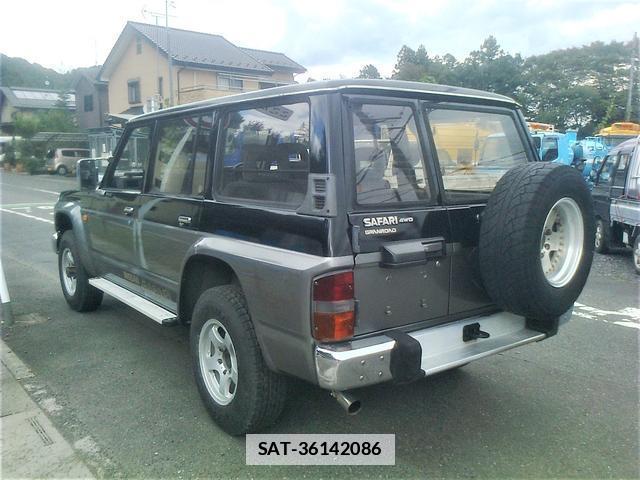 Nissan SAFARI 1990-11 7798393-3