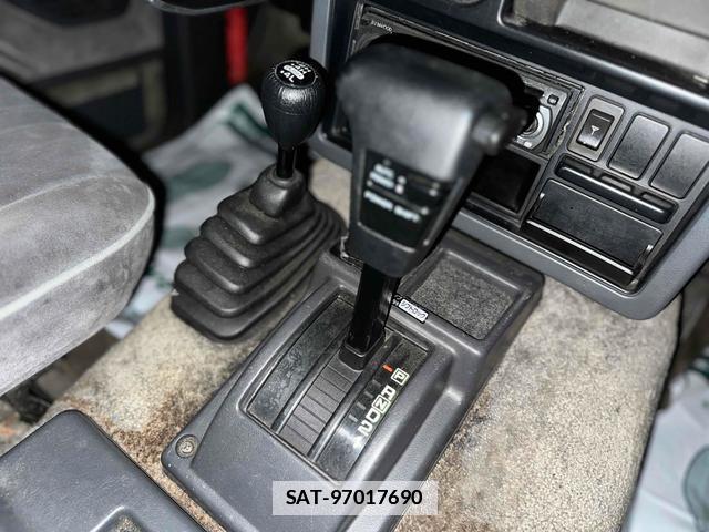 Nissan SAFARI 1991-09 7804618-15