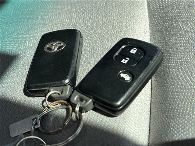Toyota SAI 2011-10 7793564-18