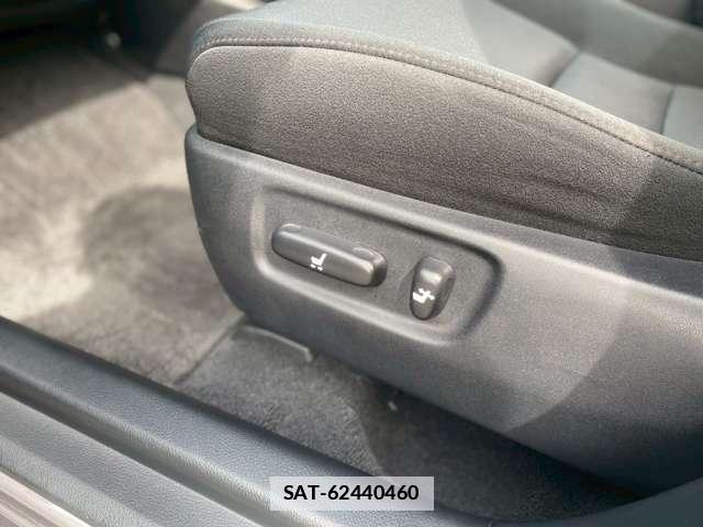 Toyota SAI 2017-02 7795925-18