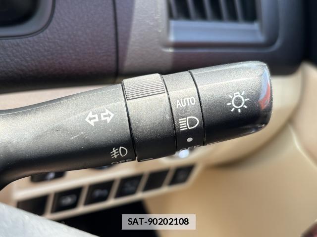 Toyota SAI 2014-01 7801834-10