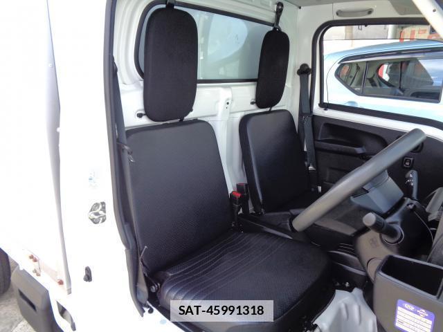Subaru SAMBAR TRUCK 2023-01 7810300-19