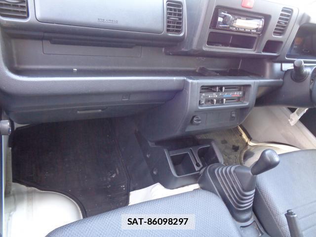 Subaru SAMBAR TRUCK 2018-09 7810301-10