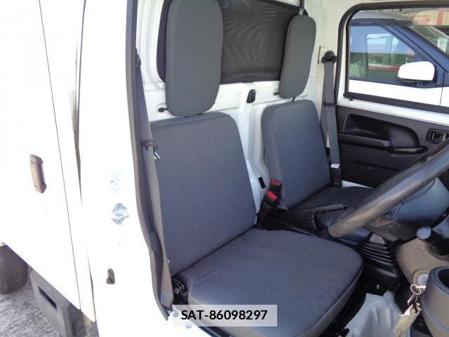 Subaru SAMBAR TRUCK 2018-09 7810301-11