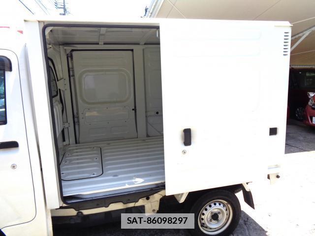 Subaru SAMBAR TRUCK 2018-09 7810301-16
