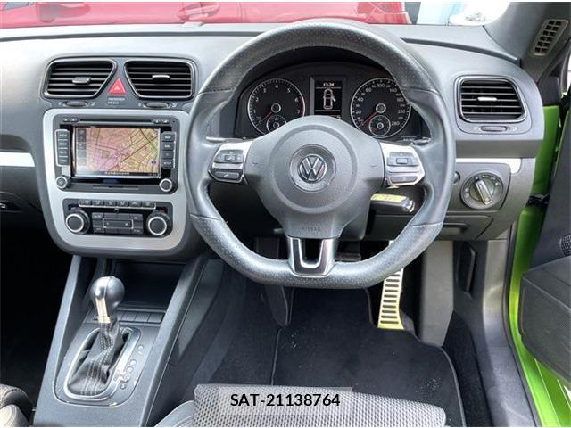 VolksWagen SCIROCCO 2010-06 7798242-17