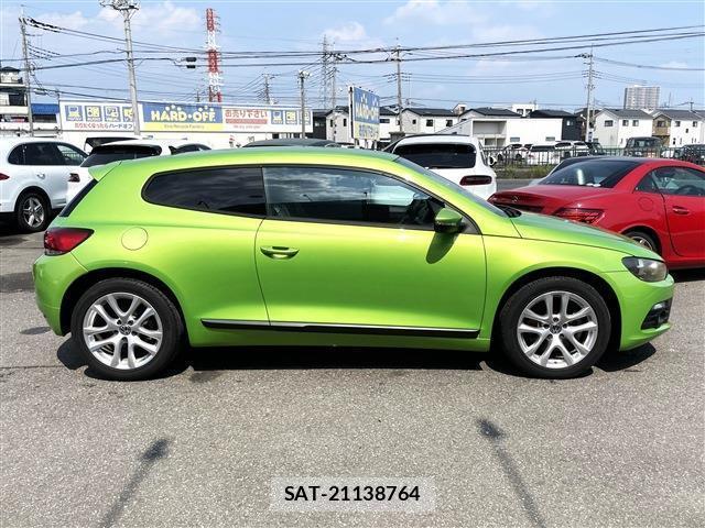 VolksWagen SCIROCCO 2010-06 7798242-3