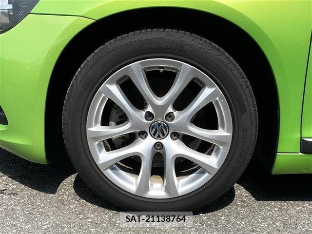VolksWagen SCIROCCO 2010-06 7798242-8