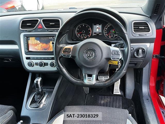 VolksWagen SCIROCCO 2013-08 7798243-17