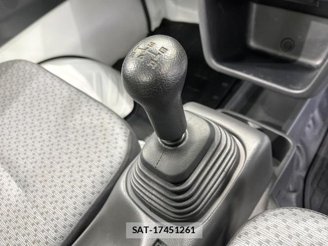Mazda SCRUM TRUCK 2023-05 7804477-2