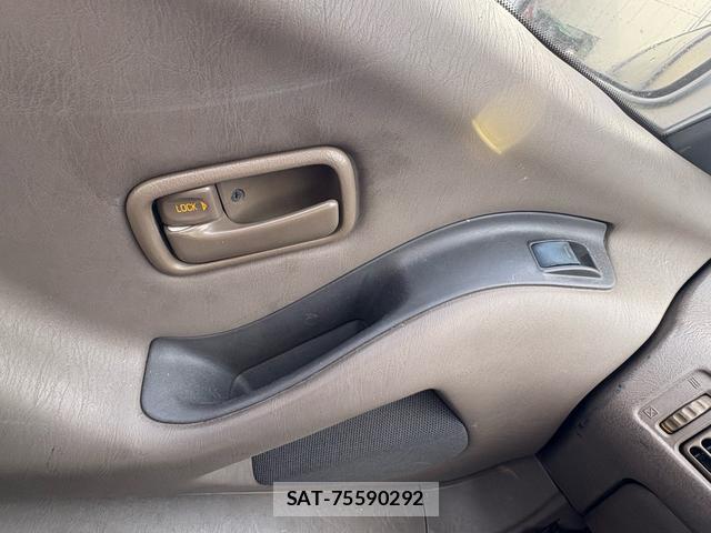 Toyota SERA 1990 7795983-18