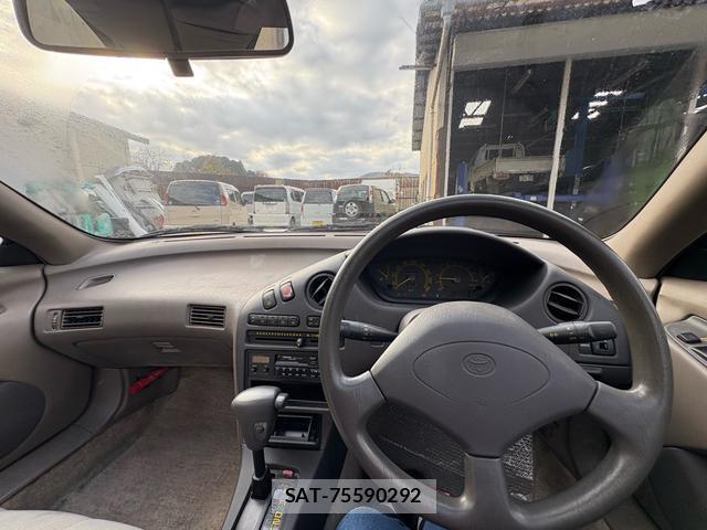 Toyota SERA 1990 7795983-4