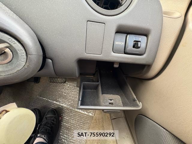 Toyota SERA 1990 7795983-8
