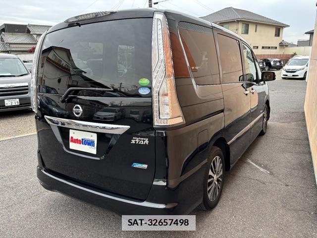 Nissan SERENA 2015-05 7793556-1