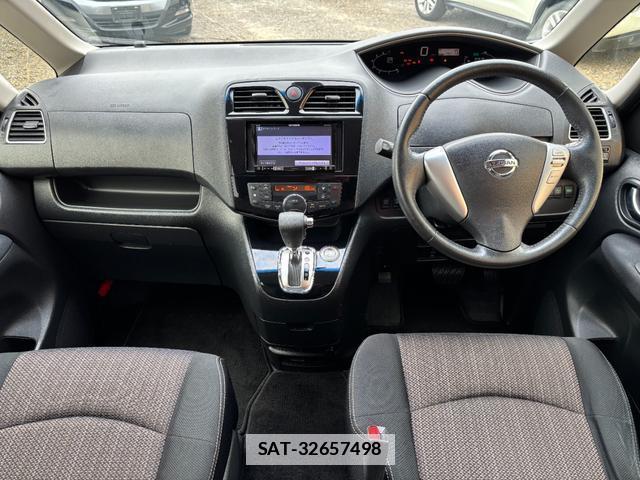 Nissan SERENA 2015-05 7793556-2
