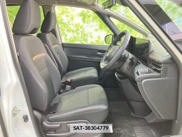 Nissan SERENA 2023-02 7795268-3