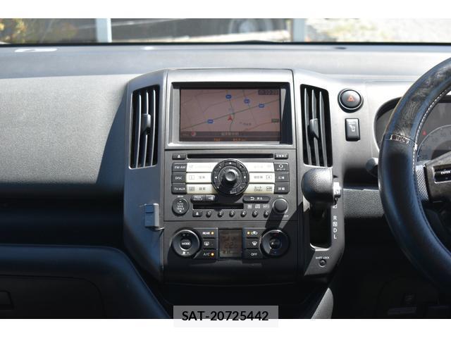 Nissan SERENA 2006-01 7796552-12