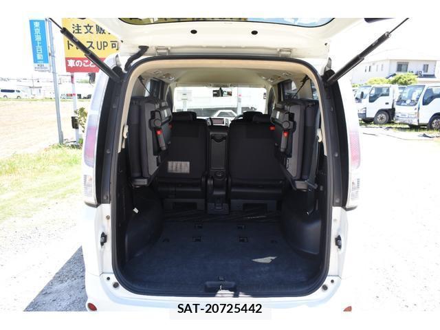 Nissan SERENA 2006-01 7796552-14