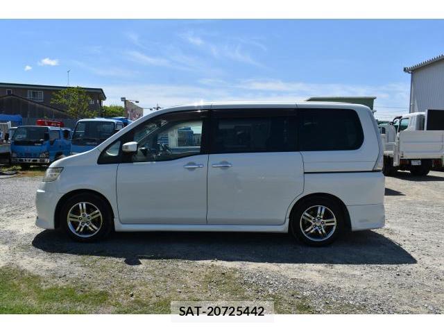 Nissan SERENA 2006-01 7796552-4