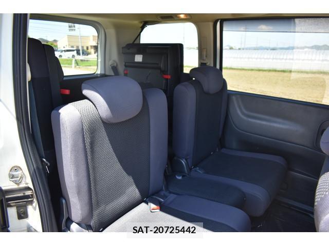 Nissan SERENA 2006-01 7796552-6
