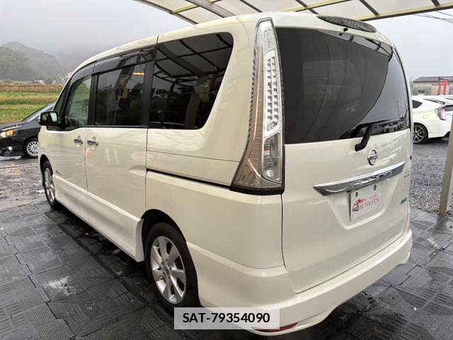 Nissan SERENA 2012-10 7796798-1
