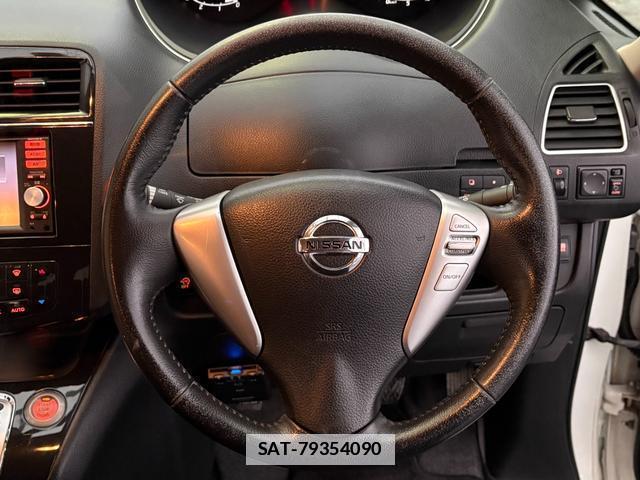 Nissan SERENA 2012-10 7796798-3