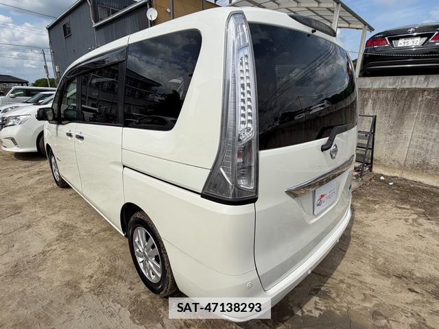 Nissan SERENA 2015-08 7796848-1