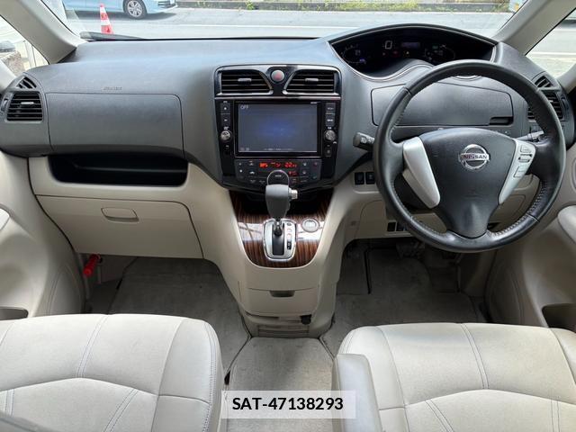 Nissan SERENA 2015-08 7796848-2