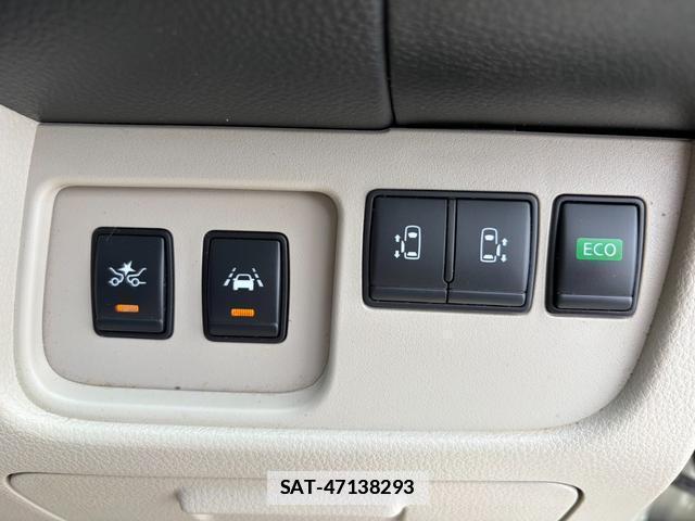 Nissan SERENA 2015-08 7796848-5