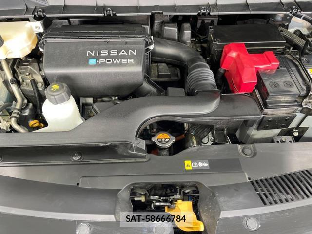 Nissan SERENA 2023-06 7797546-17