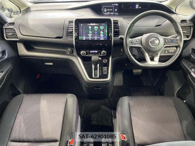 Nissan SERENA 2016-10 7798128-1
