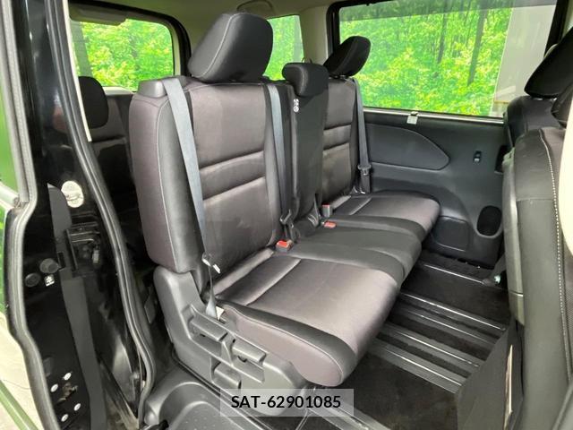 Nissan SERENA 2016-10 7798128-8