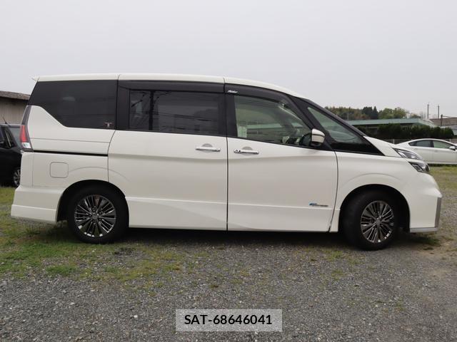 Nissan SERENA 2018-01 7798331-18