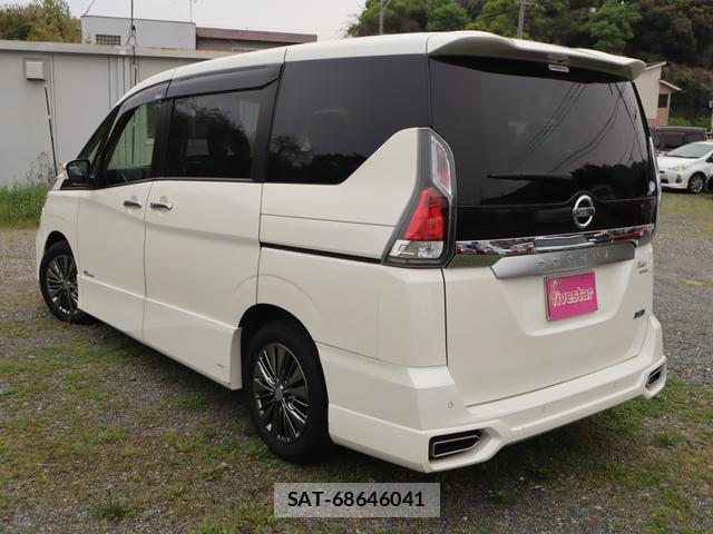 Nissan SERENA 2018-01 7798331-3