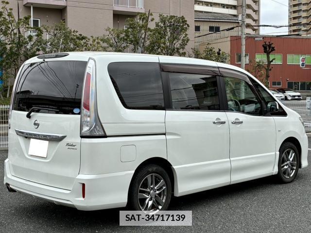 Nissan SERENA 2011-03 7798667-1