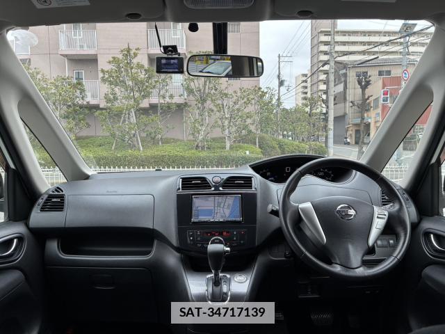 Nissan SERENA 2011-03 7798667-2