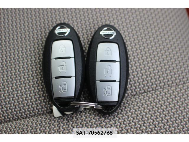 Nissan SERENA 2016-11 7800322-16
