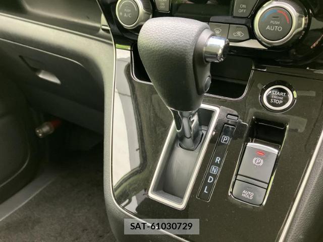 Nissan SERENA 2021-07 7800819-17