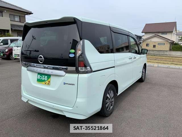 Nissan SERENA 2018-06 7801132-5