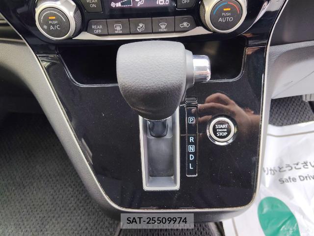 Nissan SERENA 2020 7801623-12