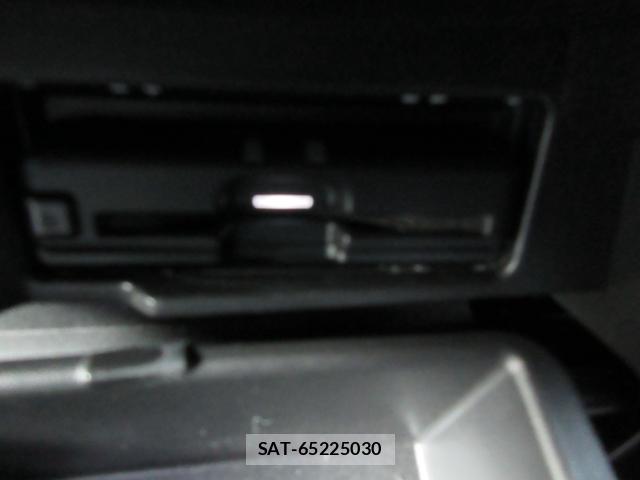 Nissan SERENA 2019-09 7802182-10