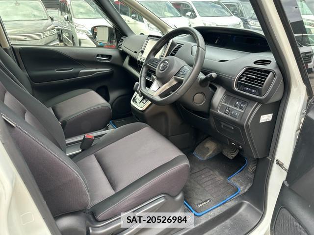 Nissan SERENA 2018-06 7802284-10
