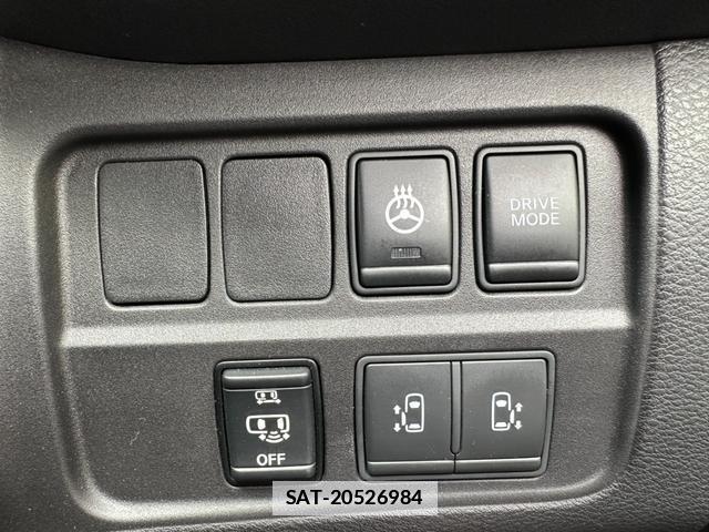 Nissan SERENA 2018-06 7802284-5