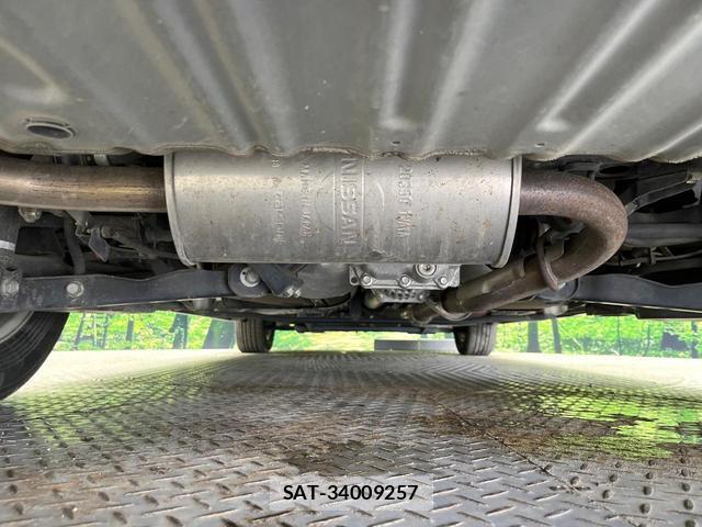 Nissan SERENA 2018-02 7804467-18