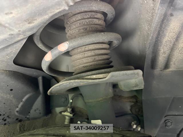 Nissan SERENA 2018-02 7804467-19