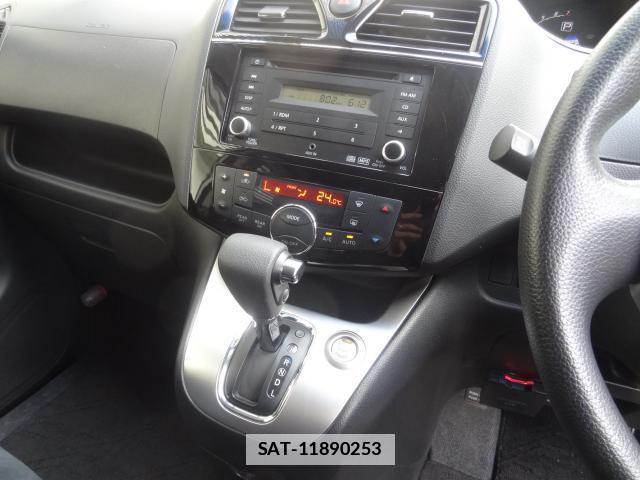 Nissan SERENA 2015-02 7805244-15