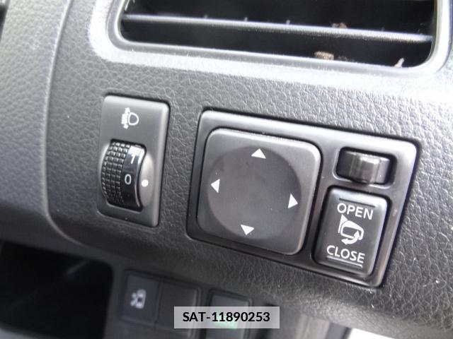 Nissan SERENA 2015-02 7805244-18